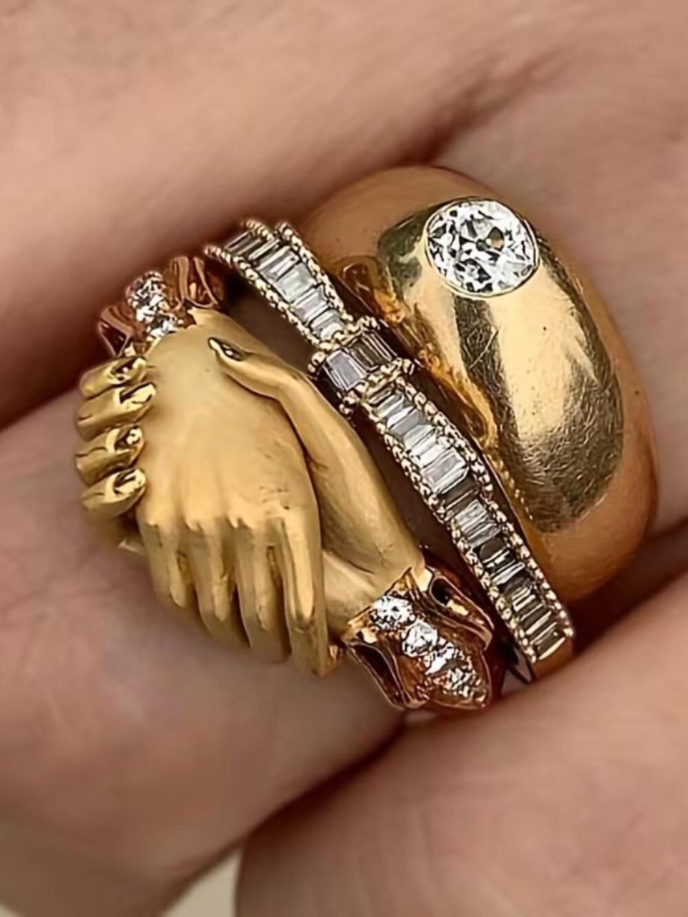 HANDS CLASPED, BOW & SINGLE CRYSTAL GOLDEN BAND THREE STACK RINGS SZ. 7 N